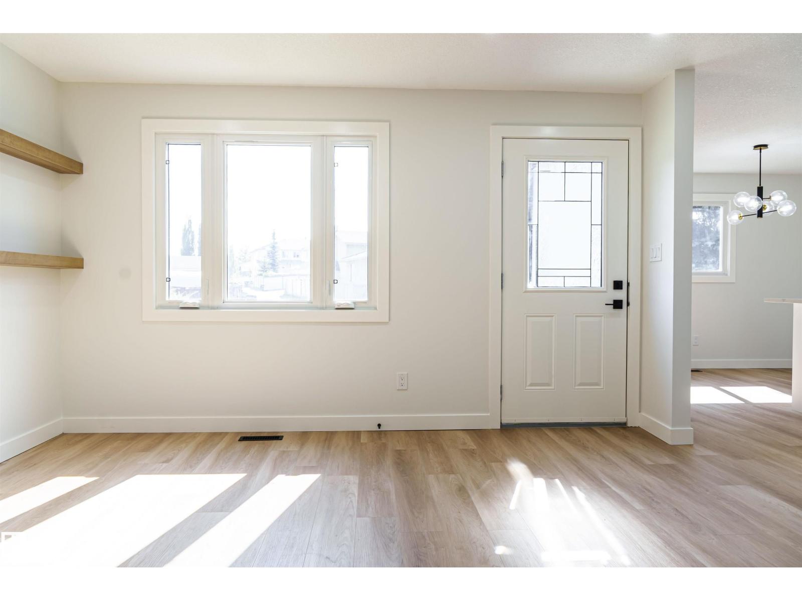 3710 41 Av Nw, Edmonton, Alberta  T6L 5M2 - Photo 9 - E4466873