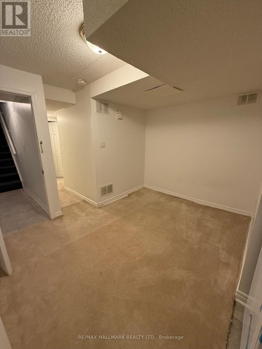 Bsmt - 5923 Sidmouth Street, Mississauga, Ontario  L5V 2Z3 - Photo 9 - W12582336