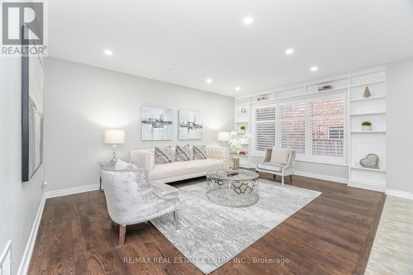 Upper - 236 Giddings Crescent, Milton, Ontario  L9T 7A7 - Photo 18 - W12582418