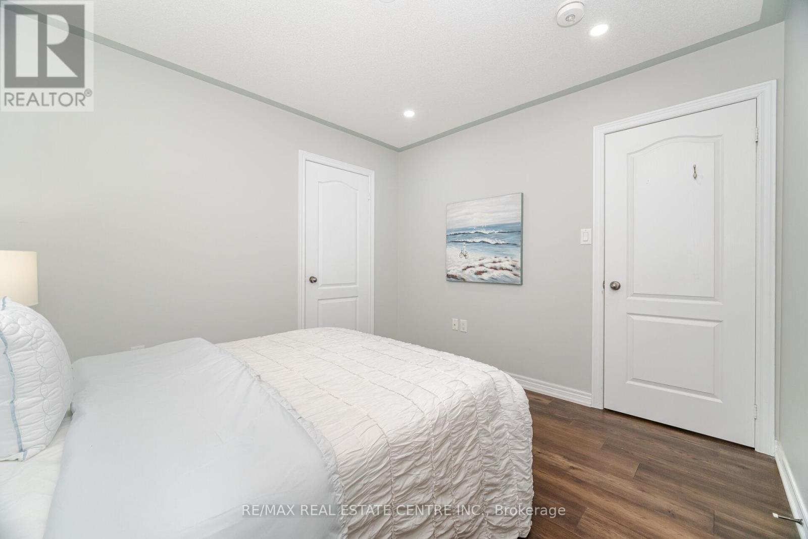 Upper - 236 Giddings Crescent, Milton, Ontario  L9T 7A7 - Photo 40 - W12582418