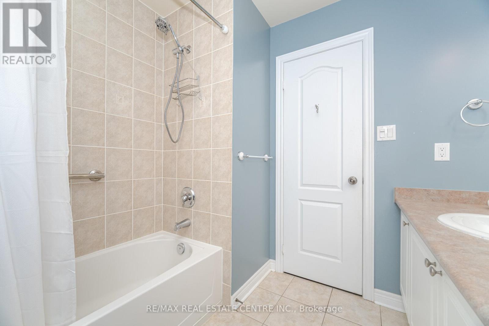 Upper - 236 Giddings Crescent, Milton, Ontario  L9T 7A7 - Photo 42 - W12582418