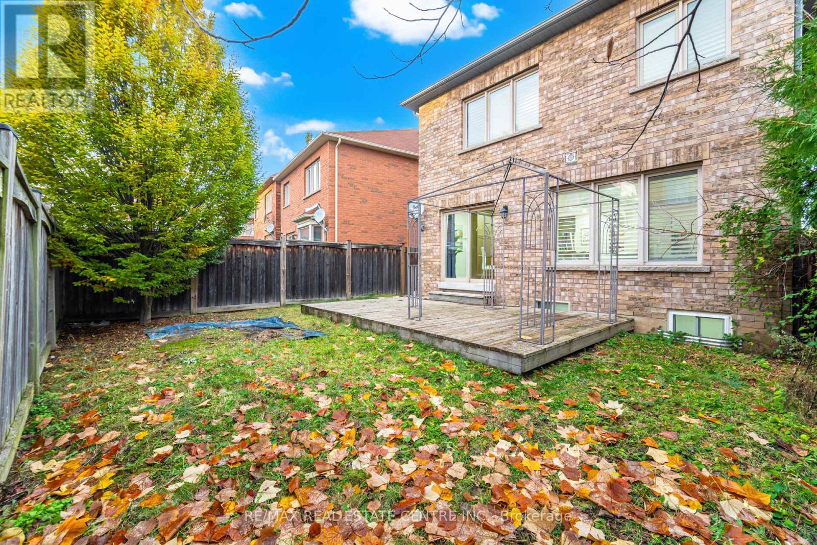 Upper - 236 Giddings Crescent, Milton, Ontario  L9T 7A7 - Photo 49 - W12582418