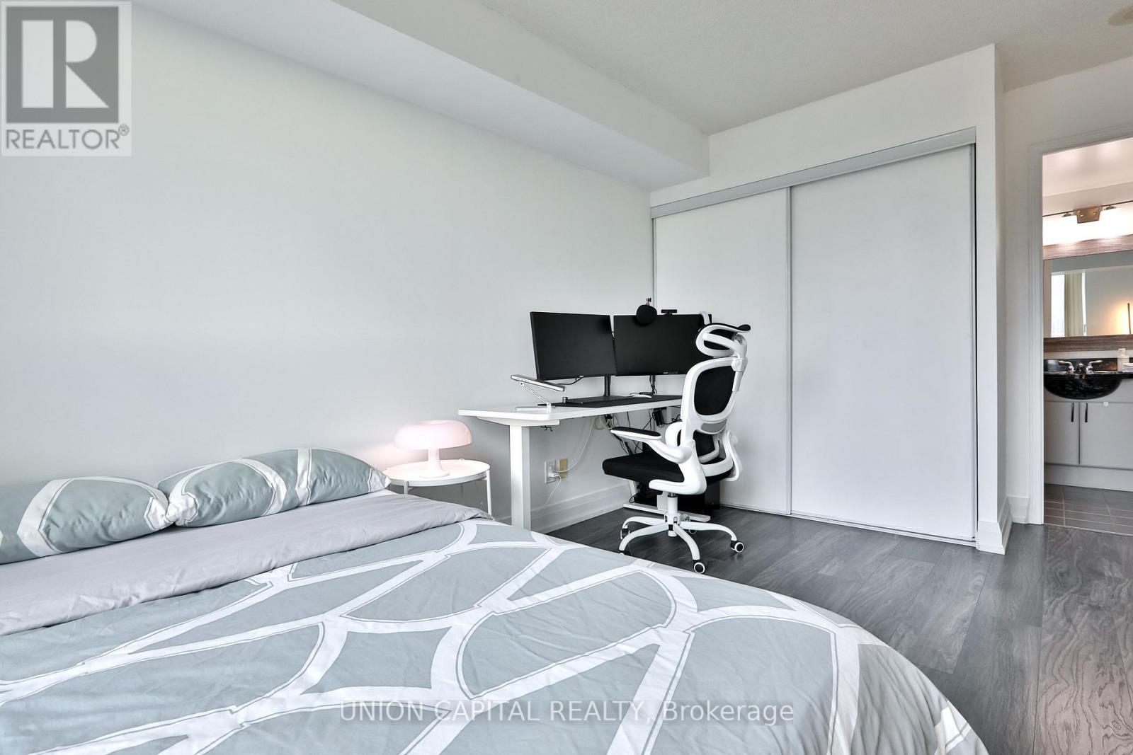 708 - 9 Michael Power Place, Toronto, Ontario  M9A 0A5 - Photo 19 - W12582444