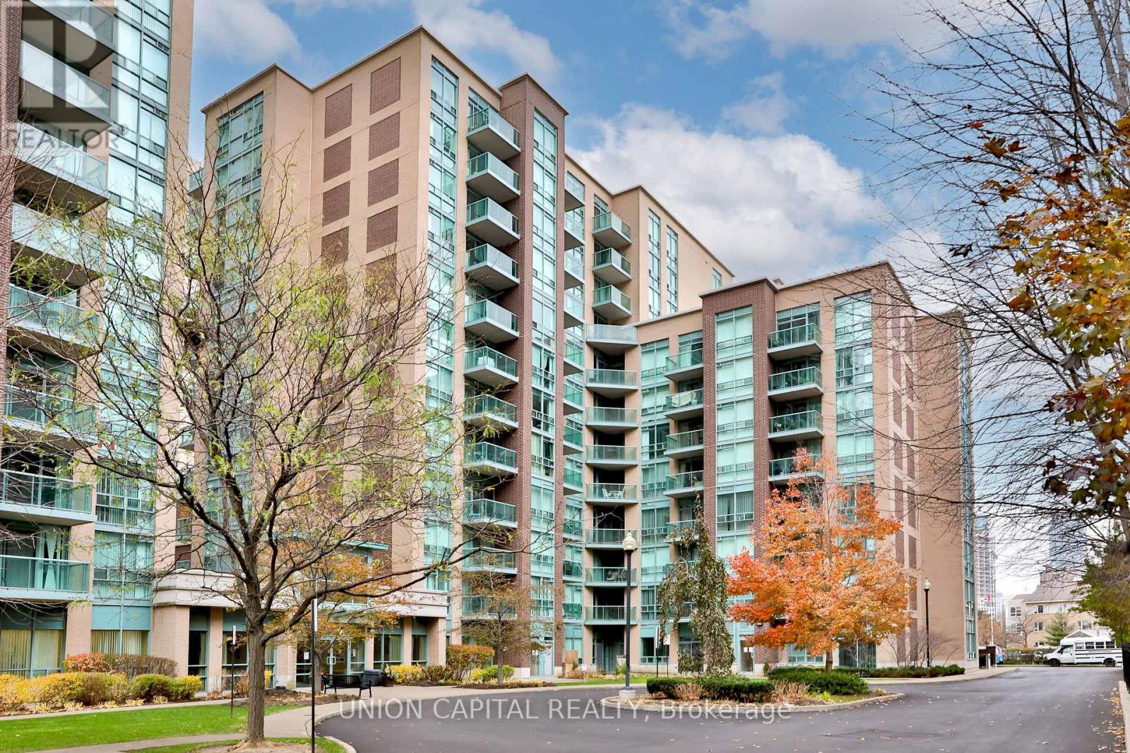 708 - 9 Michael Power Place, Toronto, Ontario  M9A 0A5 - Photo 39 - W12582444