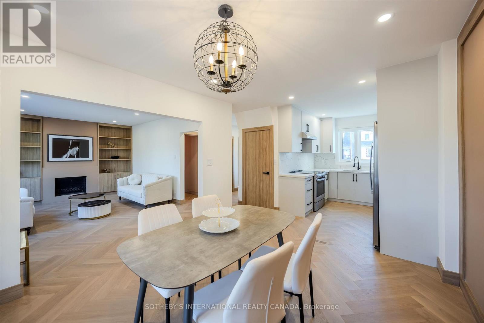 43 Riverview Heights, Toronto, Ontario M9P 2N3 - Photo 14 - W12582474