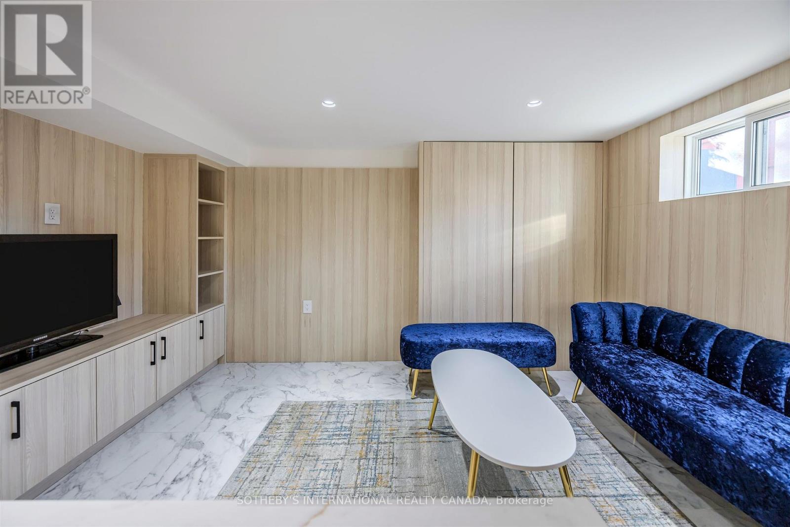 43 Riverview Heights, Toronto, Ontario M9P 2N3 - Photo 32 - W12582474