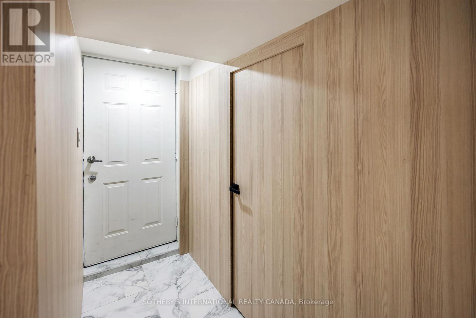 43 Riverview Heights, Toronto, Ontario M9P 2N3 - Photo 41 - W12582474