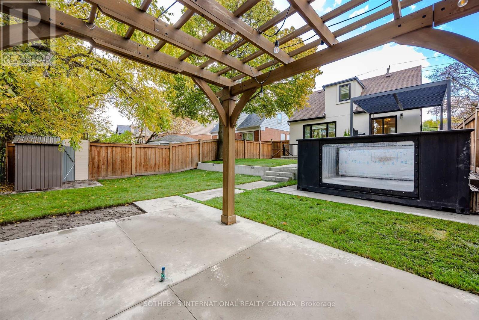 43 Riverview Heights, Toronto, Ontario M9P 2N3 - Photo 45 - W12582474