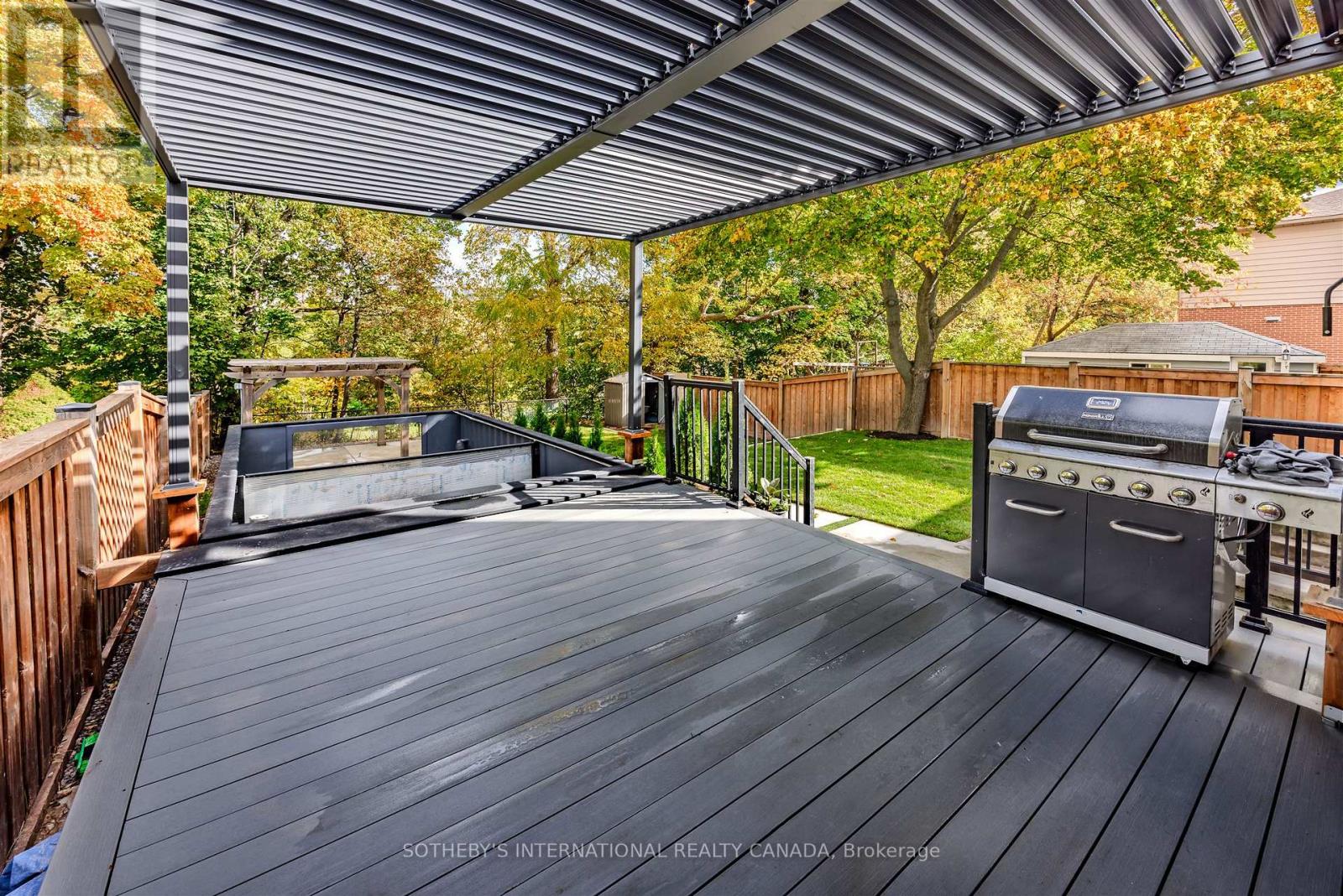 43 Riverview Heights, Toronto, Ontario M9P 2N3 - Photo 47 - W12582474