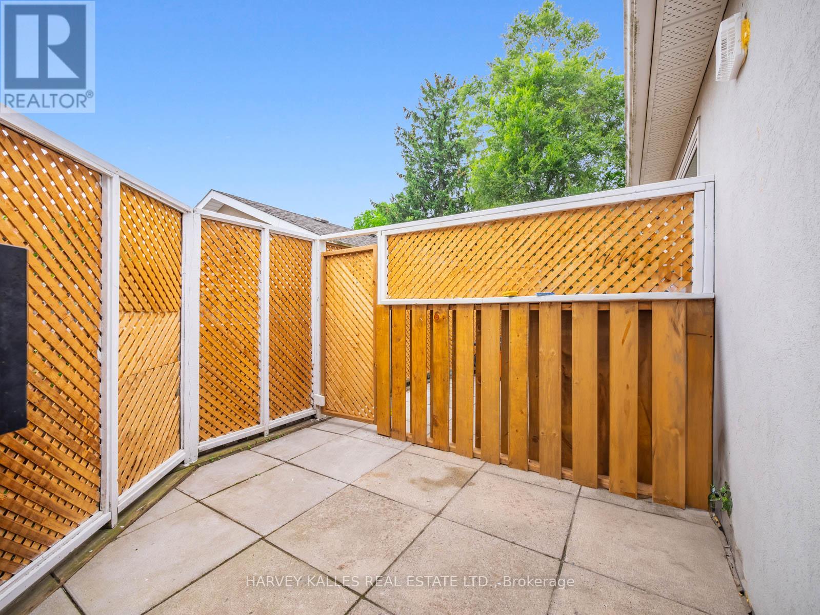 12 Gibson Avenue, Toronto, Ontario  M9V 2S6 - Photo 9 - W12582486