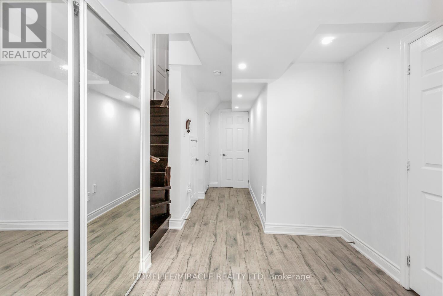 58 - 745 Farmstead Drive, Milton, Ontario  L9T 8B2 - Photo 37 - W12582494