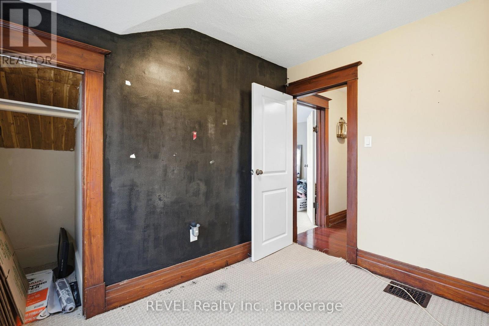 11 Facer Street, St. Catharines, Ontario  L2M 5H1 - Photo 20 - X12582628