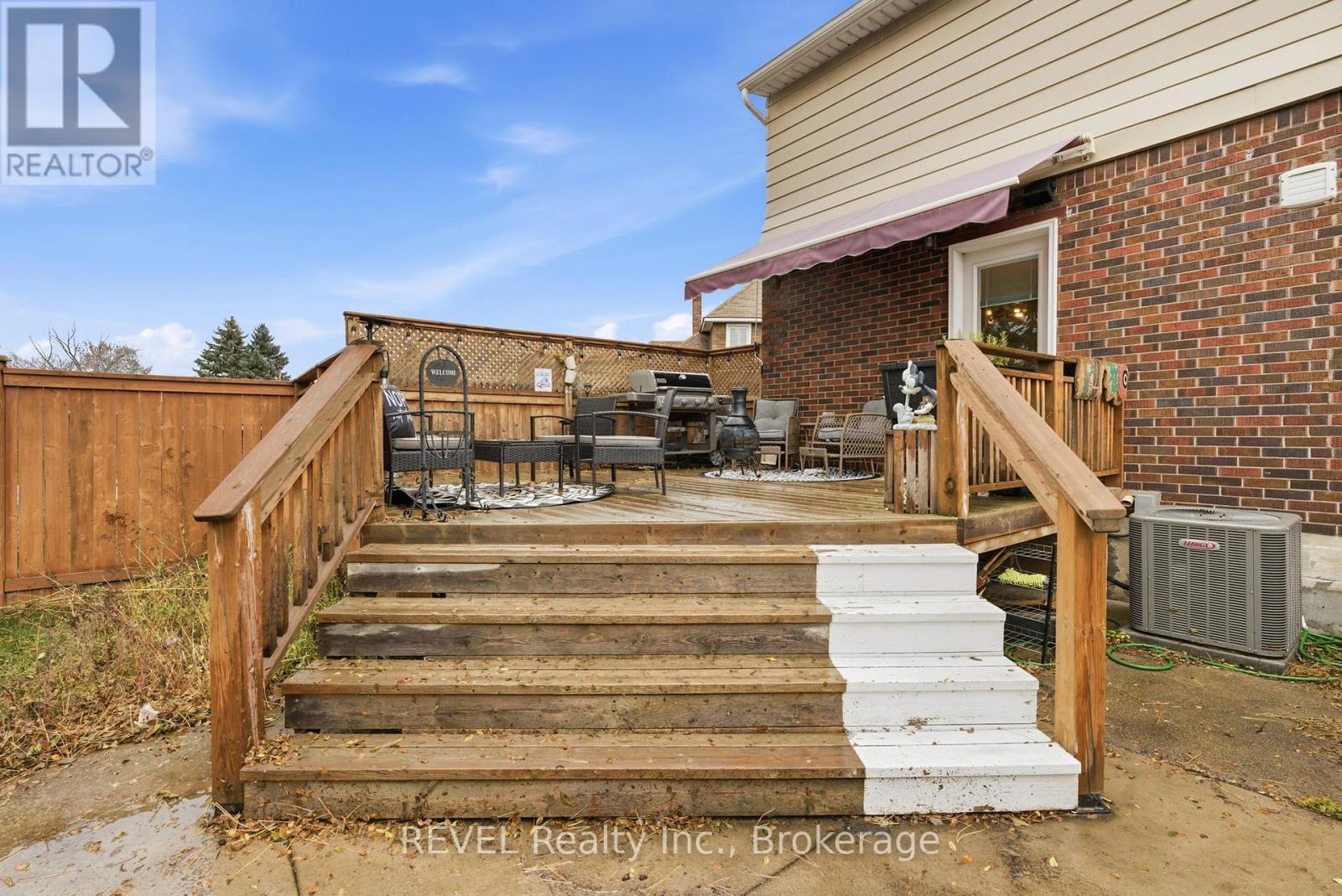 11 Facer Street, St. Catharines (Facer), Ontario  L2M 5H1 - Photo 30 - X12582628