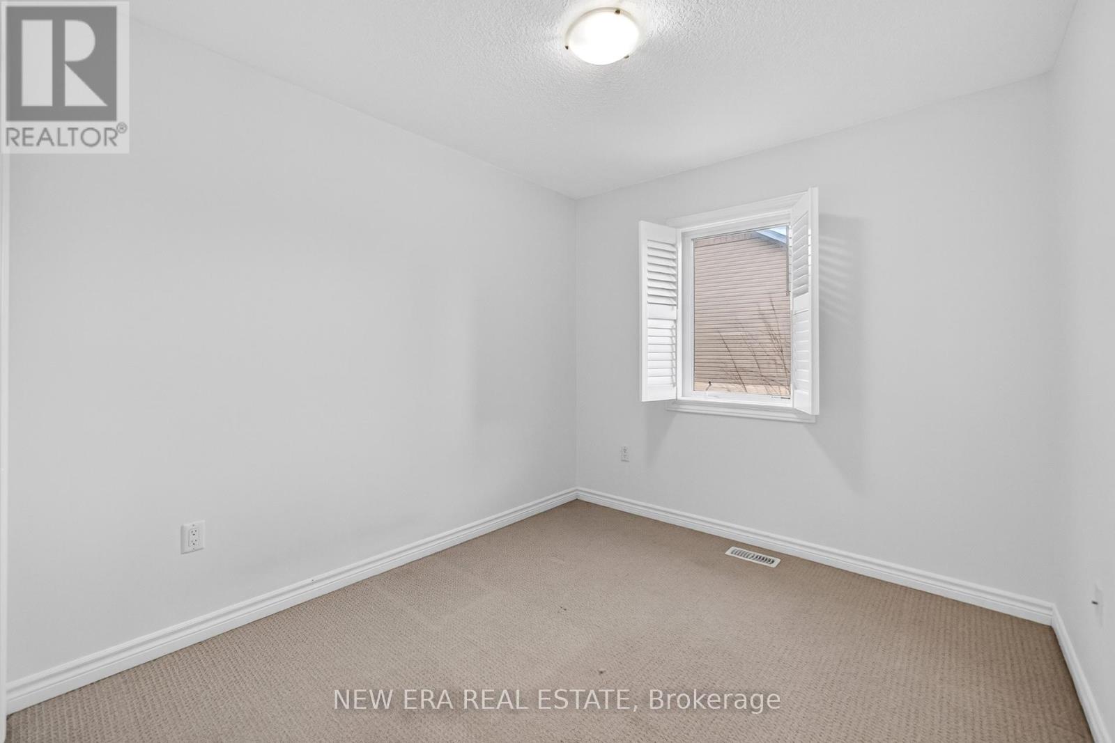 34 Arlington Crescent, Guelph, Ontario N1L 0L1 - Photo 28 - X12582438