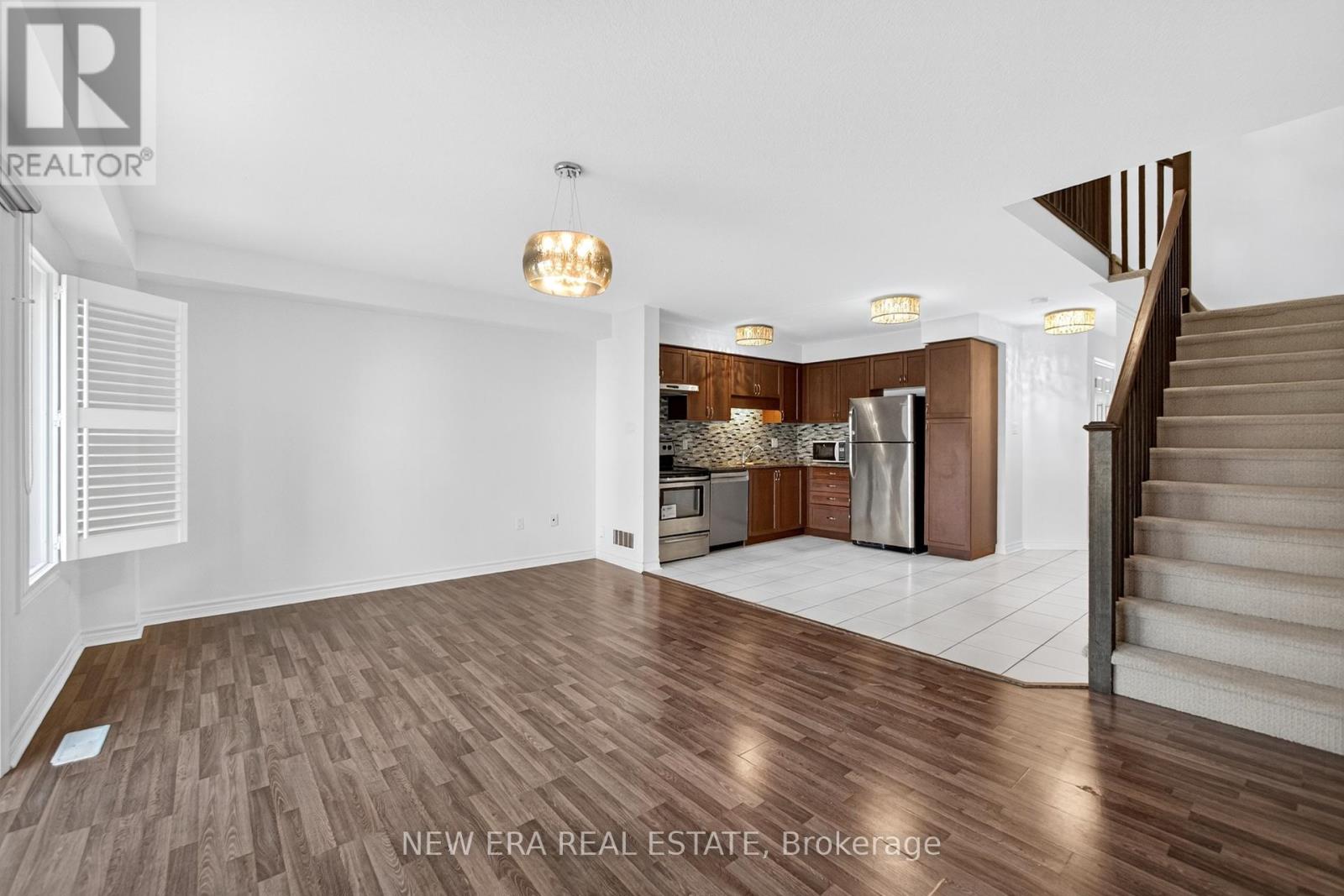 34 Arlington Crescent, Guelph, Ontario N1L 0L1 - Photo 3 - X12582438