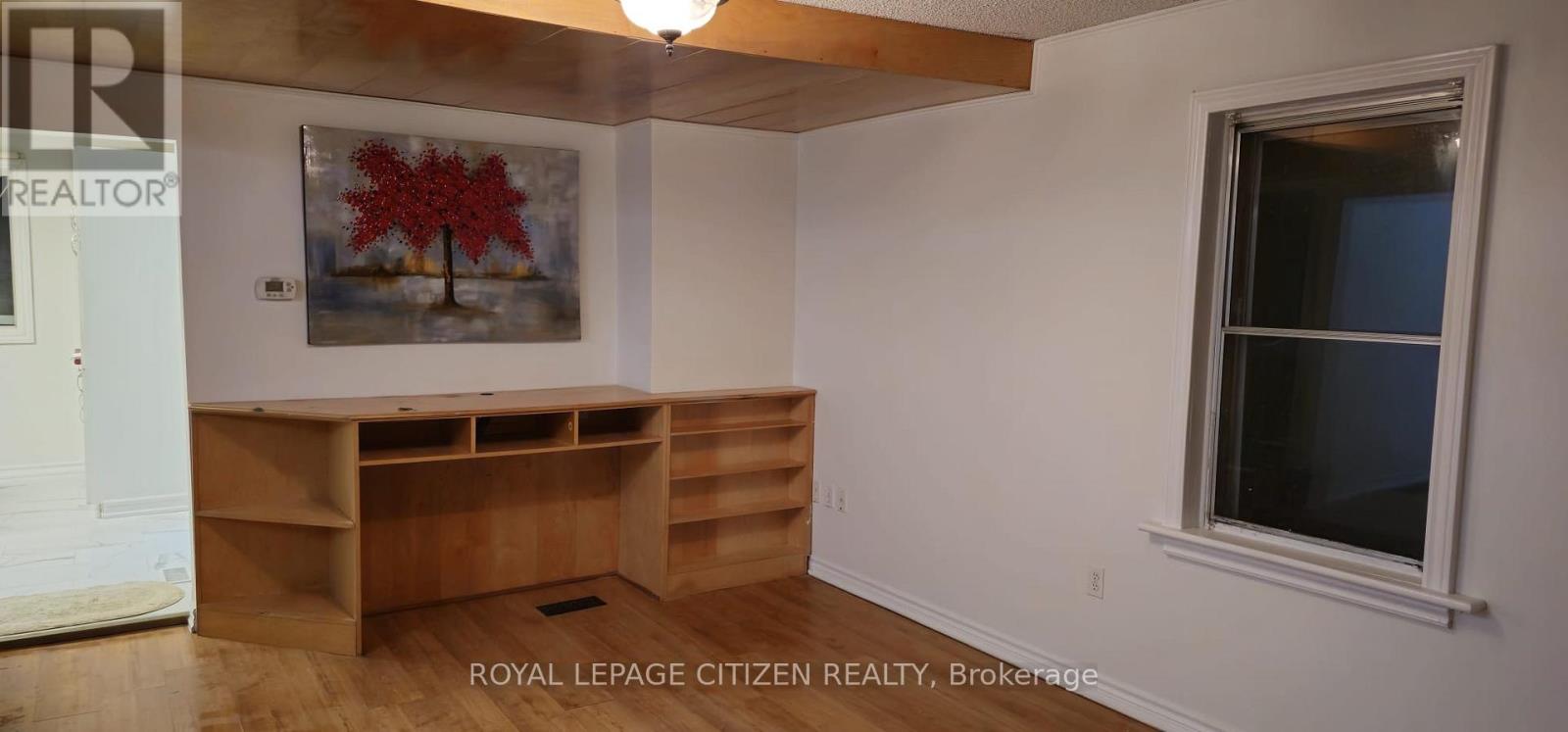 90 Mill Street W, Greater Napanee, Ontario K7R 1X9 - Photo 3 - X12582446