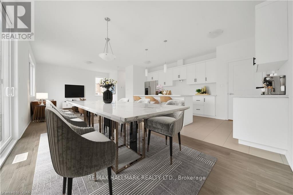 7871 Seabiscuit Drive, Niagara Falls (Ascot), Ontario  L2H 3T9 - Photo 12 - X12582504