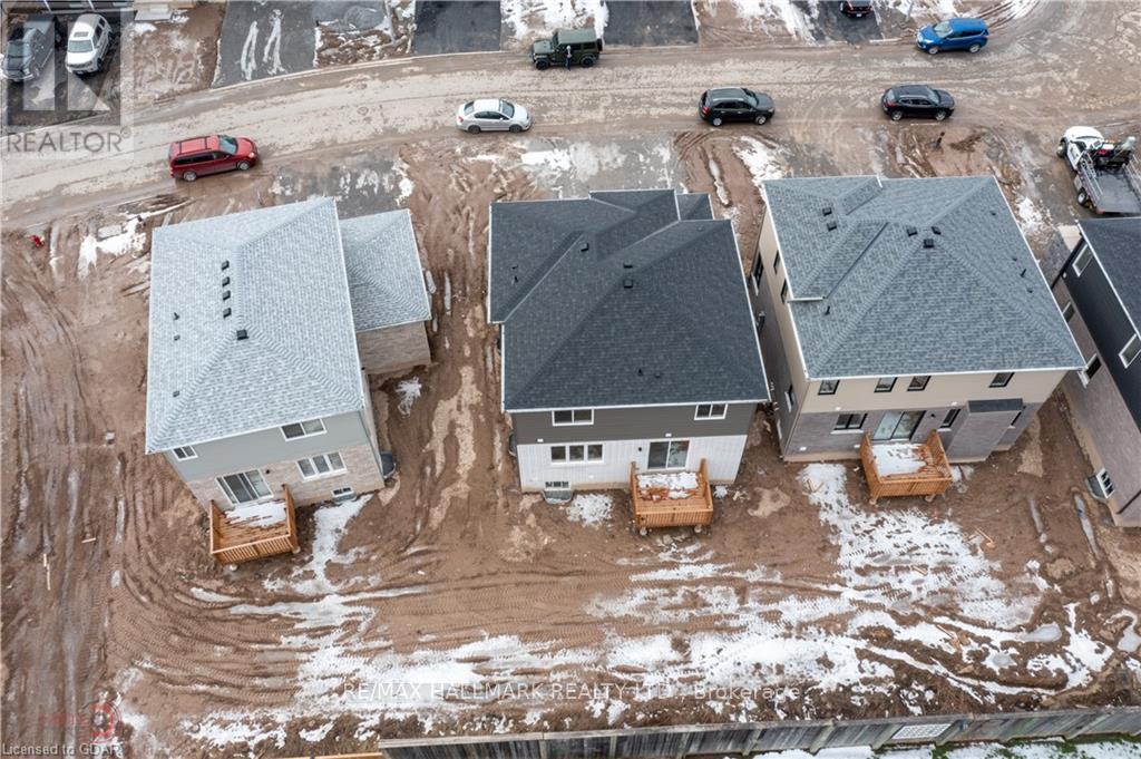 7871 Seabiscuit Drive, Niagara Falls (Ascot), Ontario  L2H 3T9 - Photo 34 - X12582504