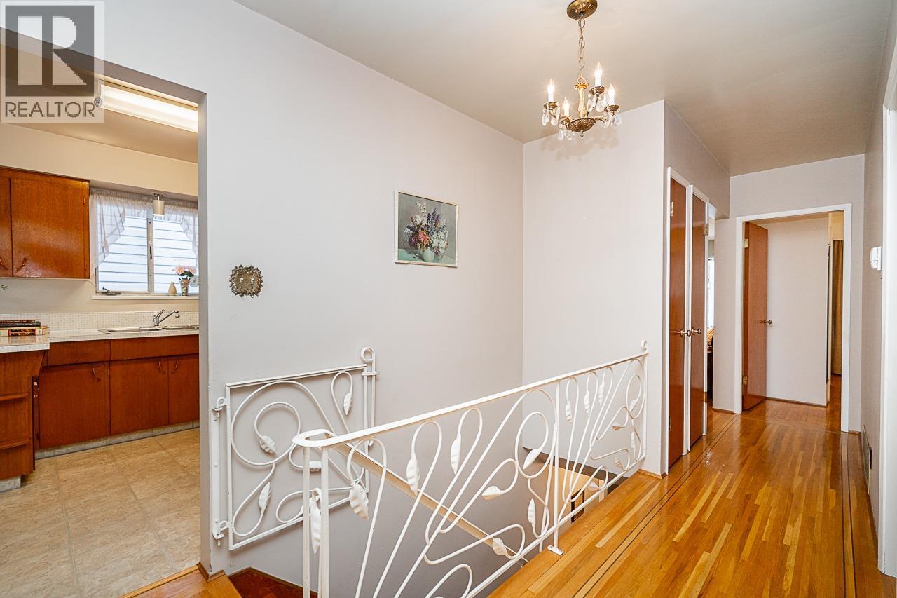 5406 Ross Street, Vancouver, British Columbia  V5W 3K9 - Photo 10 - R3070577