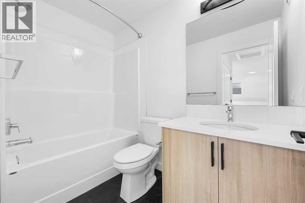 128 Mitchell Walk Nw, Calgary, Alberta  T3R 2G2 - Photo 13 - A2272479