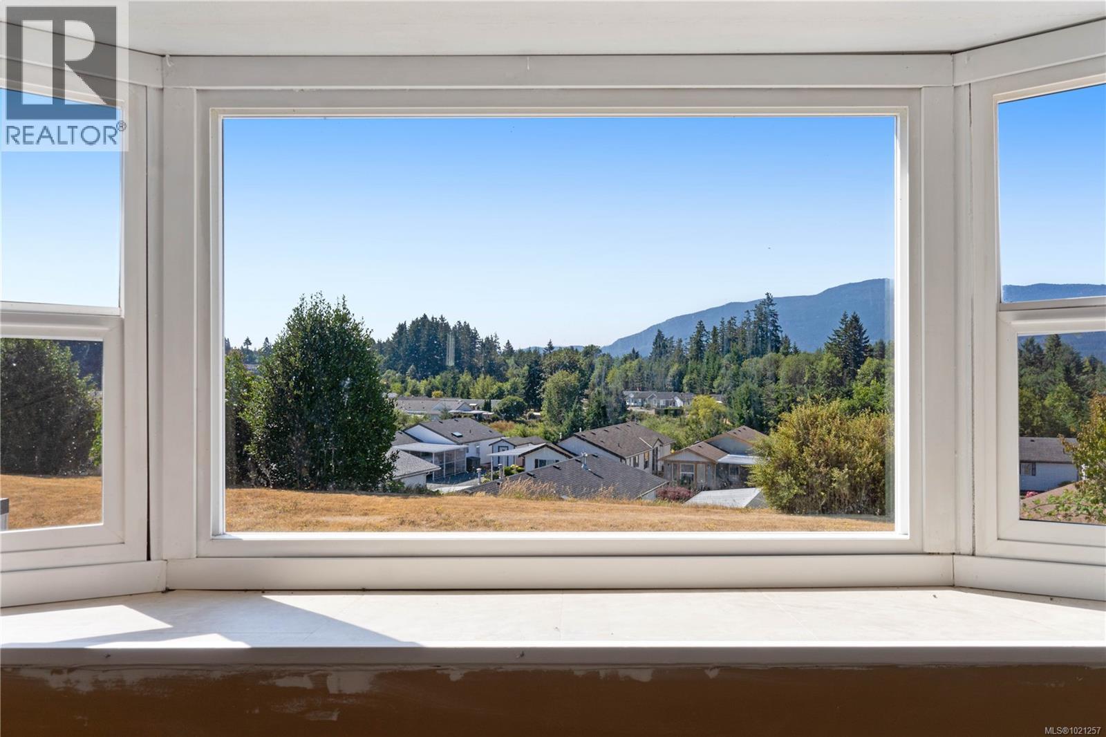 41 6245 Metral Dr, Nanaimo, British Columbia  V9T 6P8 - Photo 1 - 1021257