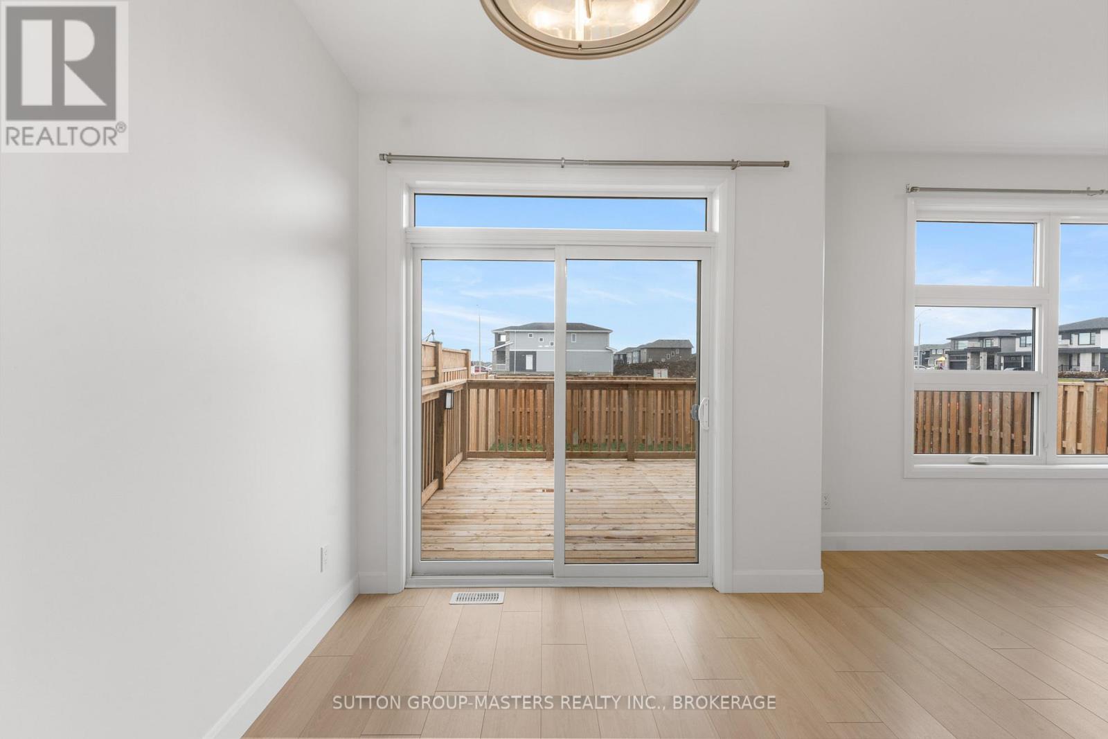 229 Superior Drive, Loyalist, Ontario K7N 0E9 - Photo 14 - X12473775