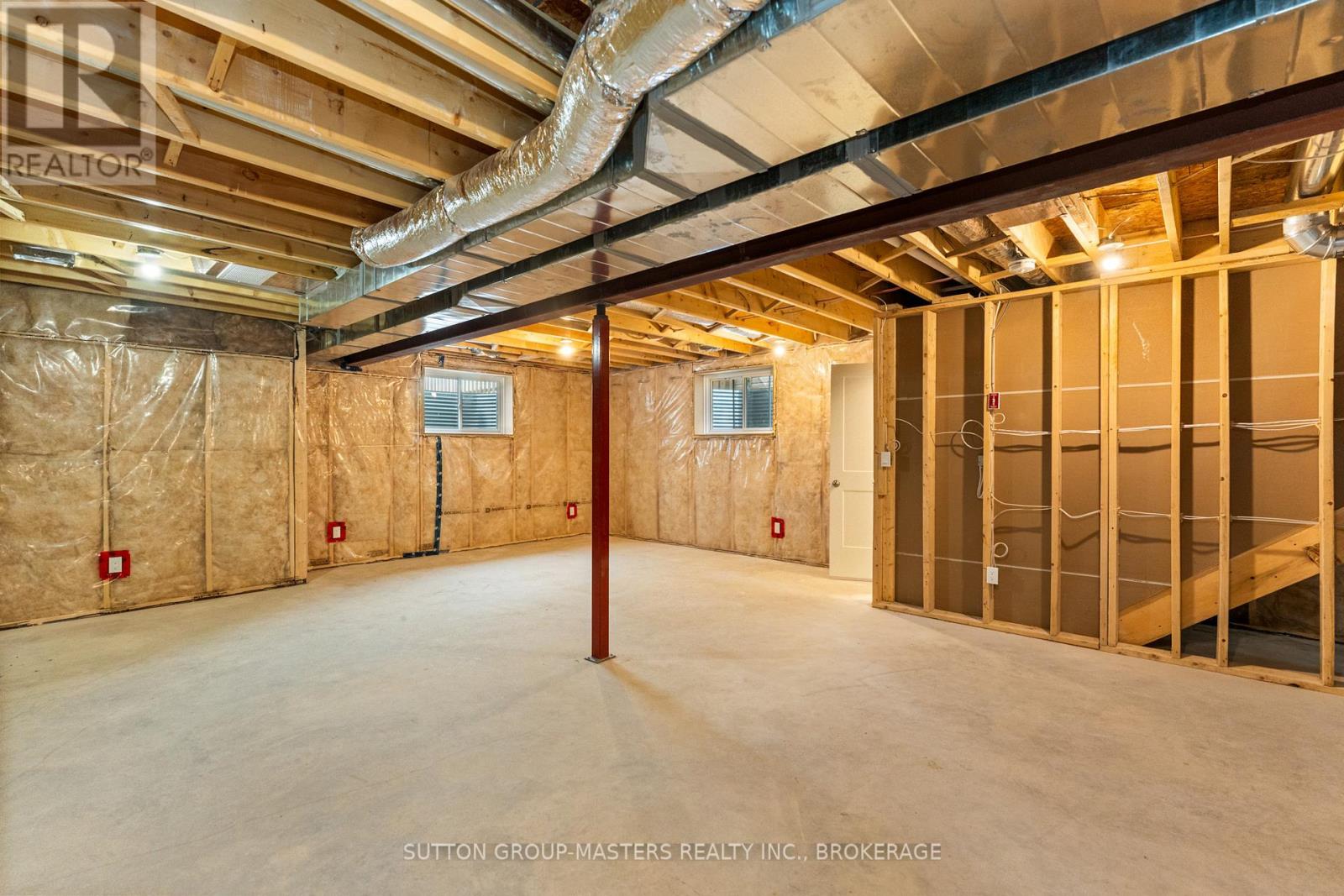 229 Superior Drive, Loyalist, Ontario K7N 0E9 - Photo 42 - X12473775