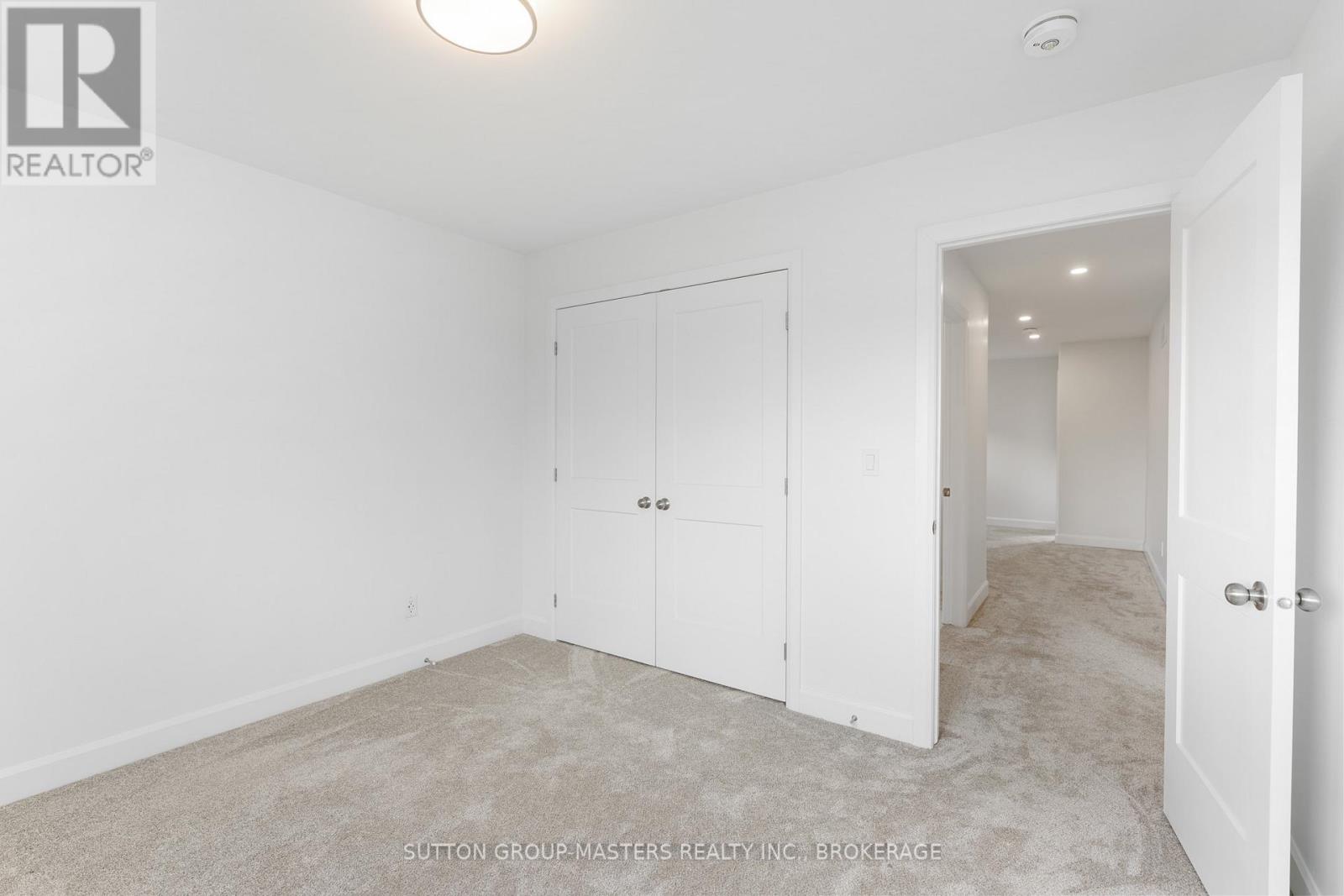 229 Superior Drive, Loyalist, Ontario K7N 0E9 - Photo 34 - X12473775