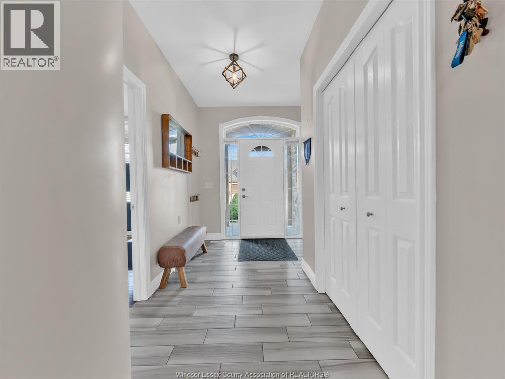 51 Hilton Court, Amherstburg, Ontario  N9V 0A8 - Photo 8 - 25030651