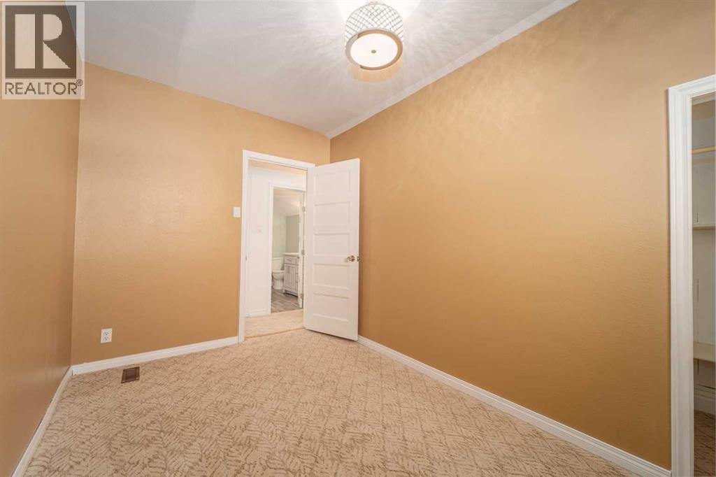 1230 5a Avenue S, Lethbridge, Alberta  T1J 0Y2 - Photo 33 - A2271796