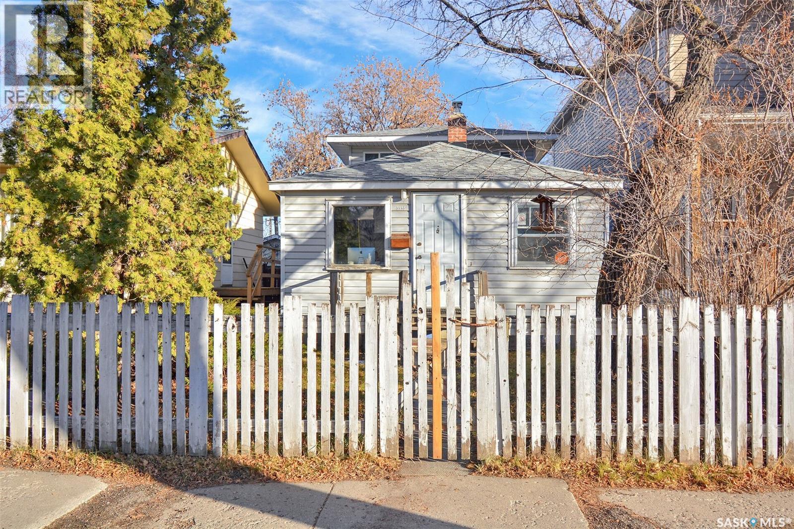 1116 I AVENUE S, Saskatoon, Saskatchewan