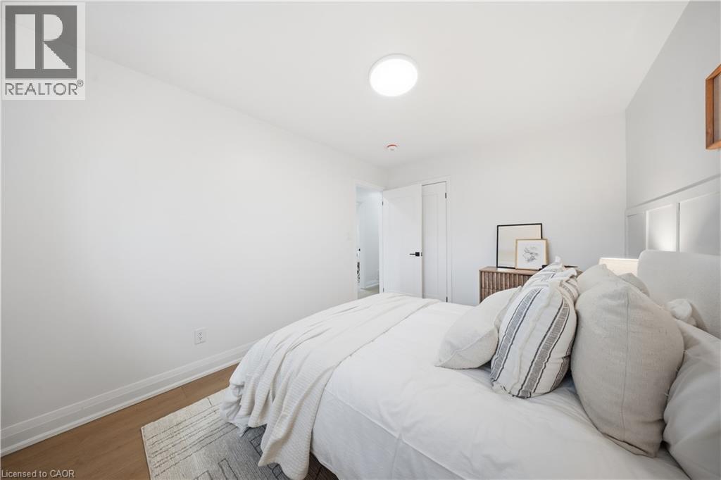 11 Garside Avenue S, Hamilton, Ontario  L8K 2V7 - Photo 16 - 40790795