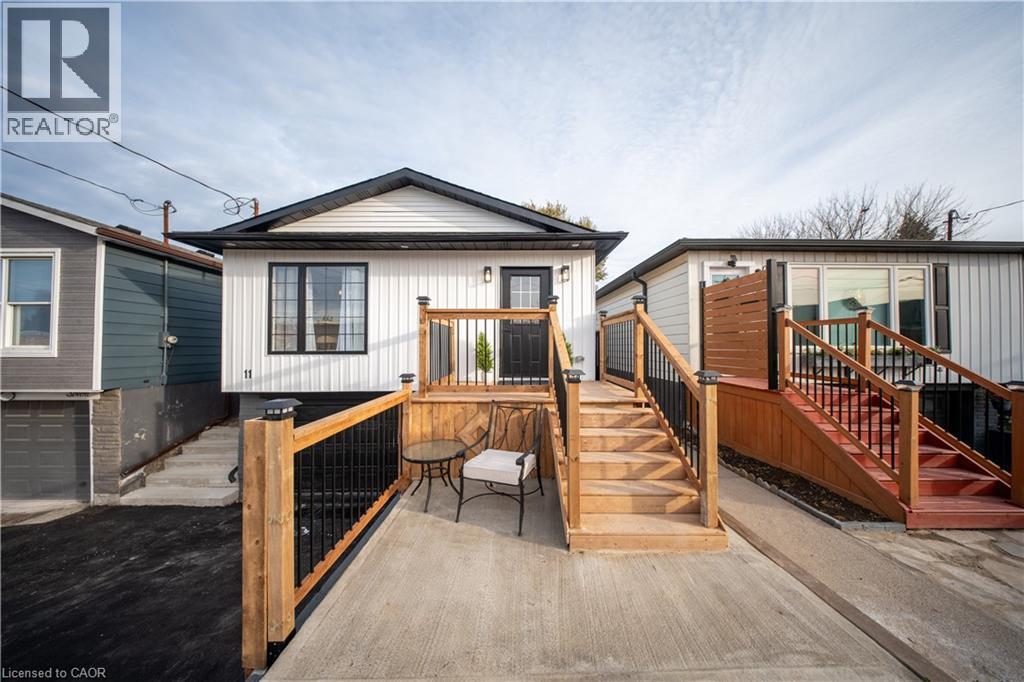 11 Garside Avenue S, Hamilton, Ontario  L8K 2V7 - Photo 5 - 40790795