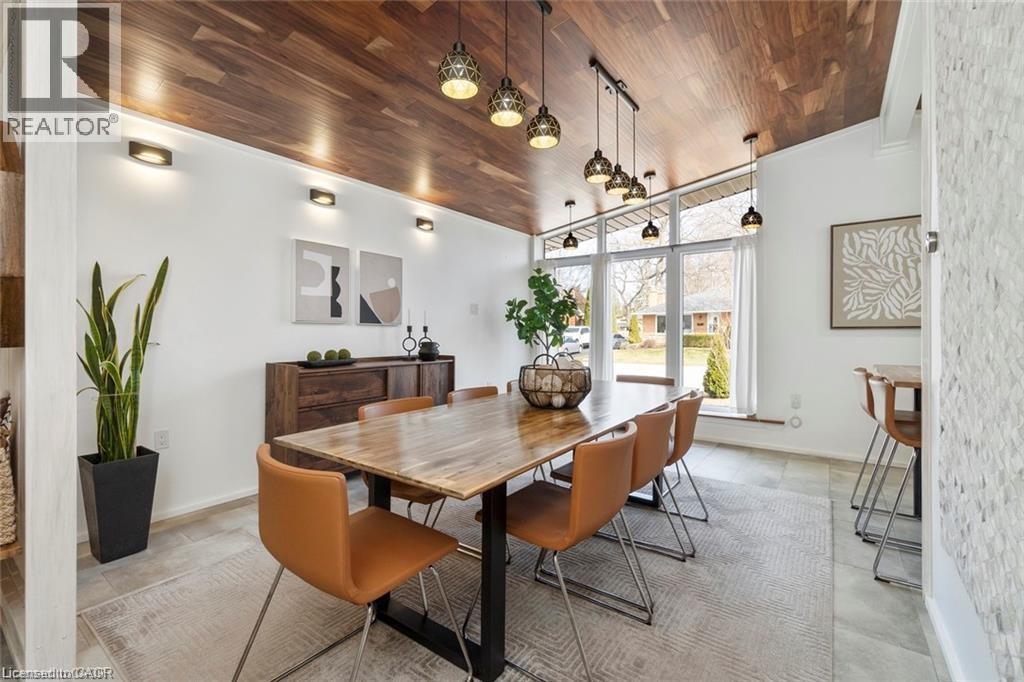 1420 Moss Glen Road, Burlington, Ontario  L7P 2B9 - Photo 8 - 40790902