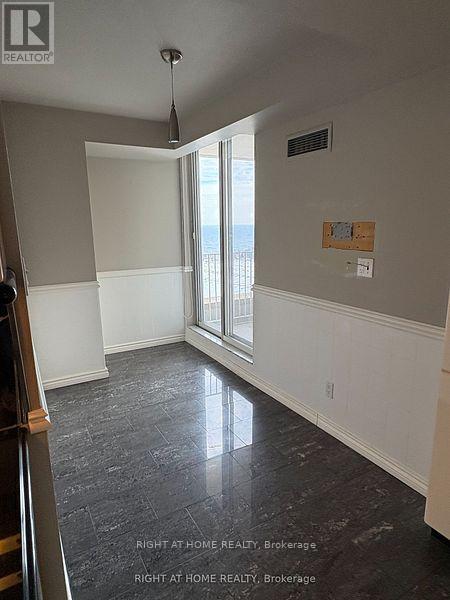 2214 - 2285 Lake Shore Boulevard W, Toronto, Ontario  M8V 3X9 - Photo 12 - W12469029