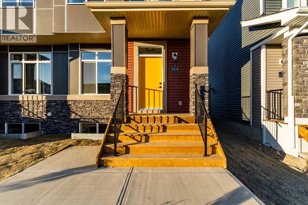 164 Cobblestone Gate Sw, Airdrie, Alberta  T4B 5J9 - Photo 3 - A2266953