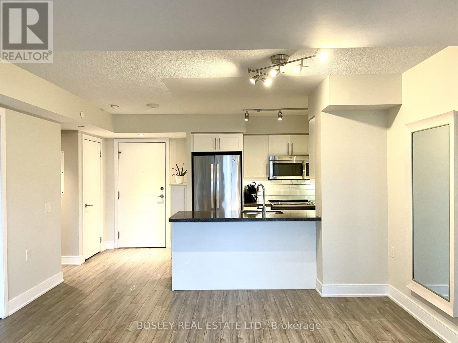 1719 - 525 Adelaide Street W, Toronto, Ontario  M5V 0N7 - Photo 6 - C12582548