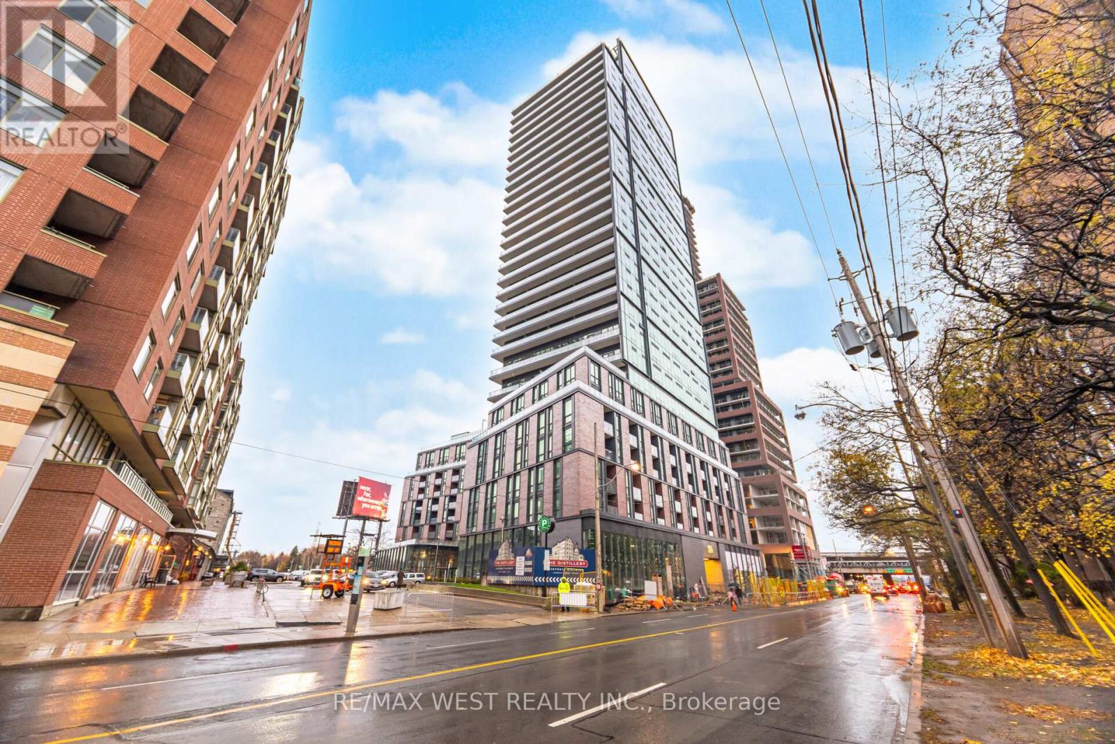 523 - 35 Parliament Street, Toronto, Ontario  M5A 0Z5 - Photo 1 - C12582578