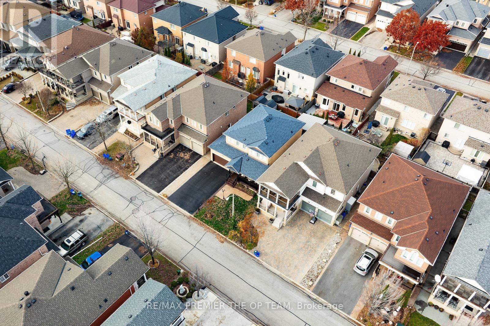 18 Cormorant Crescent, Vaughan, Ontario  L4H 2R1 - Photo 2 - N12582564