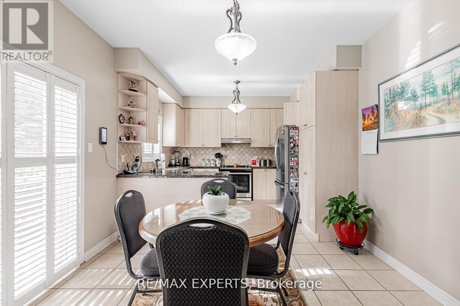 141 Michelle Drive, Vaughan, Ontario  L4L 9E1 - Photo 17 - N12582592