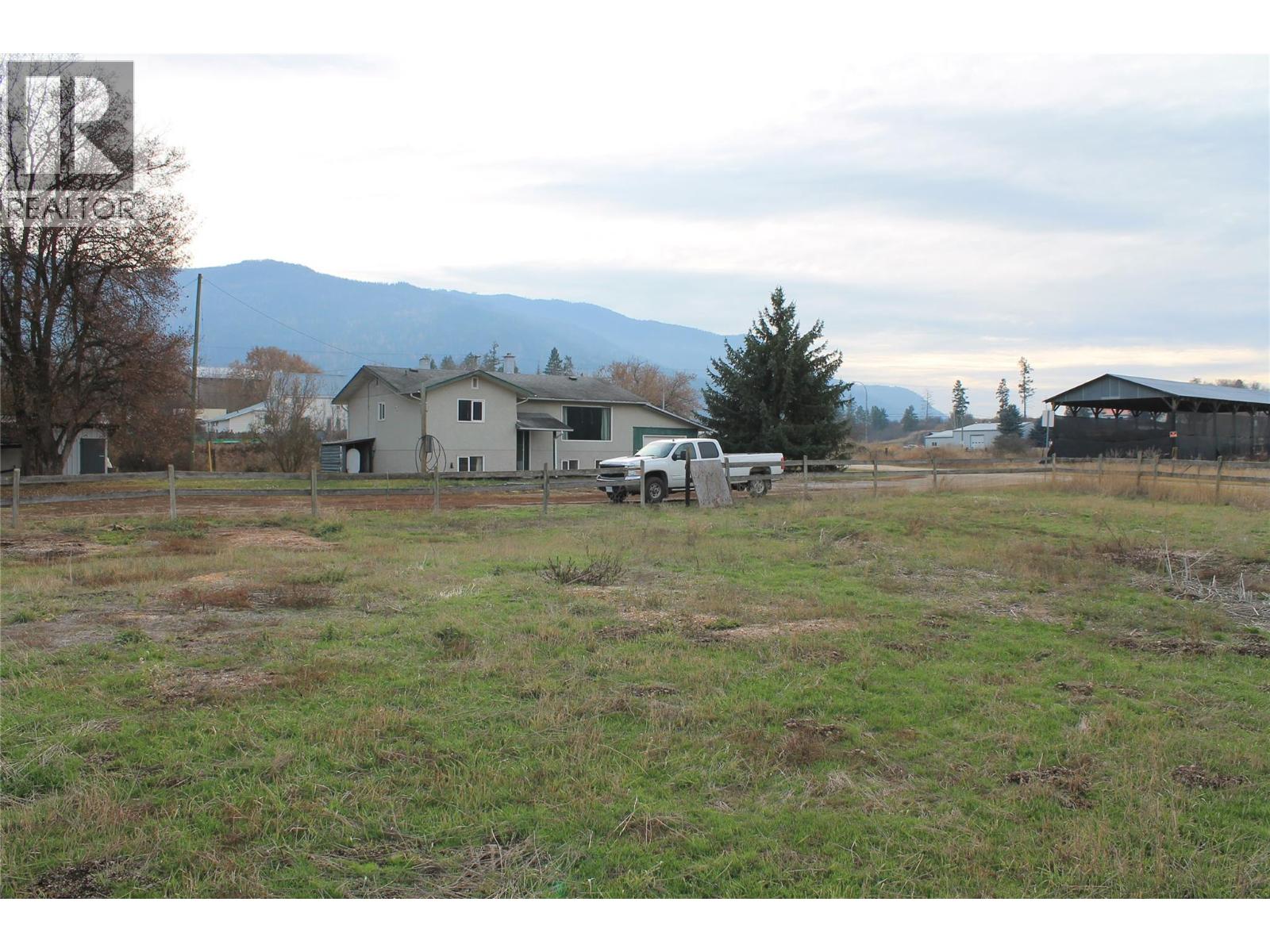 4201 97a Highway, Spallumcheen, British Columbia  V4Y 0S4 - Photo 22 - 10369630