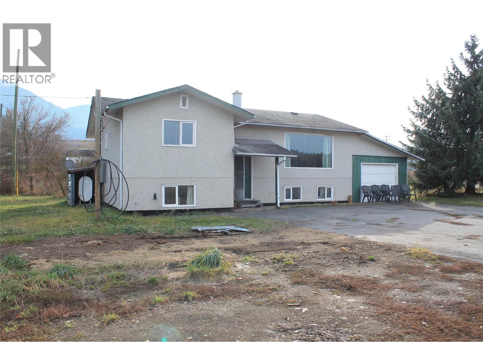 4201 97a Highway, Spallumcheen, British Columbia  V4Y 0S4 - Photo 8 - 10369630