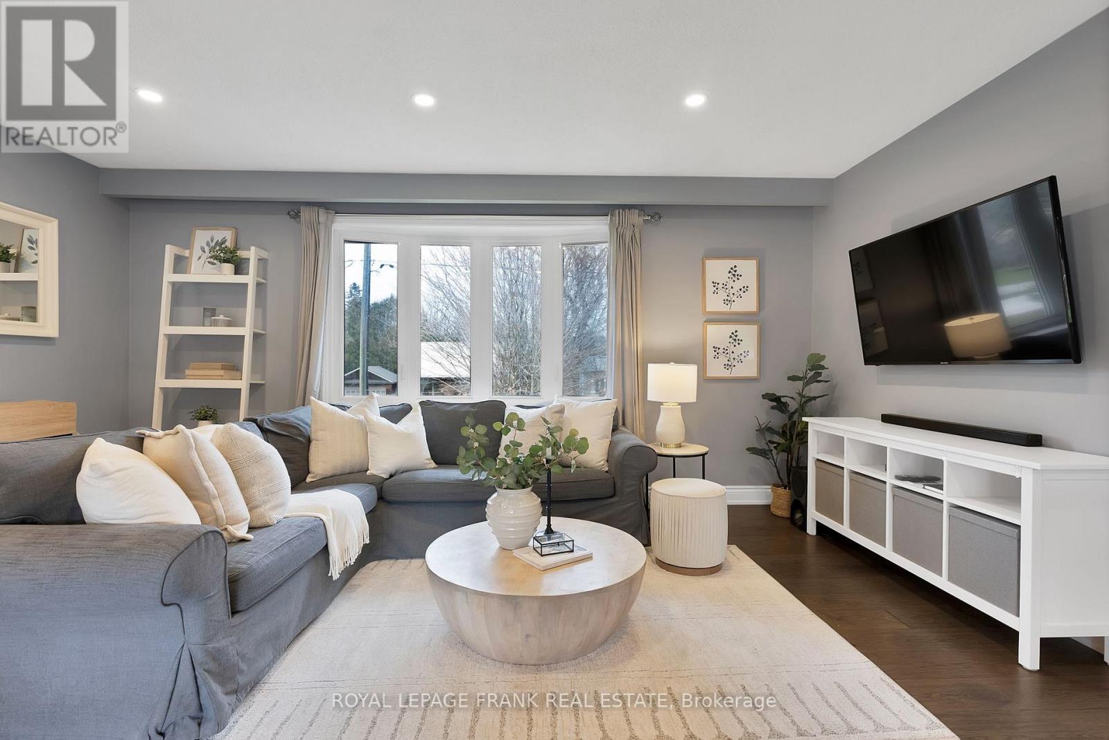 33 York Street, Georgina, Ontario L0C 1L0 - Photo 14 - N12582680