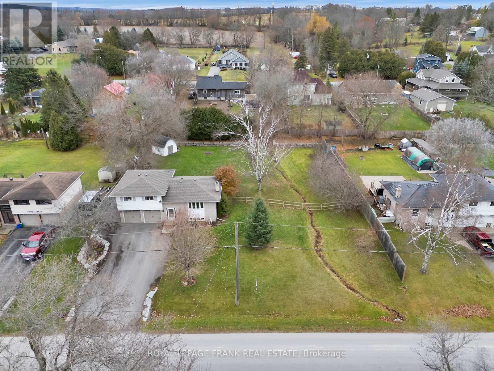 33 York Street, Georgina, Ontario L0C 1L0 - Photo 45 - N12582680