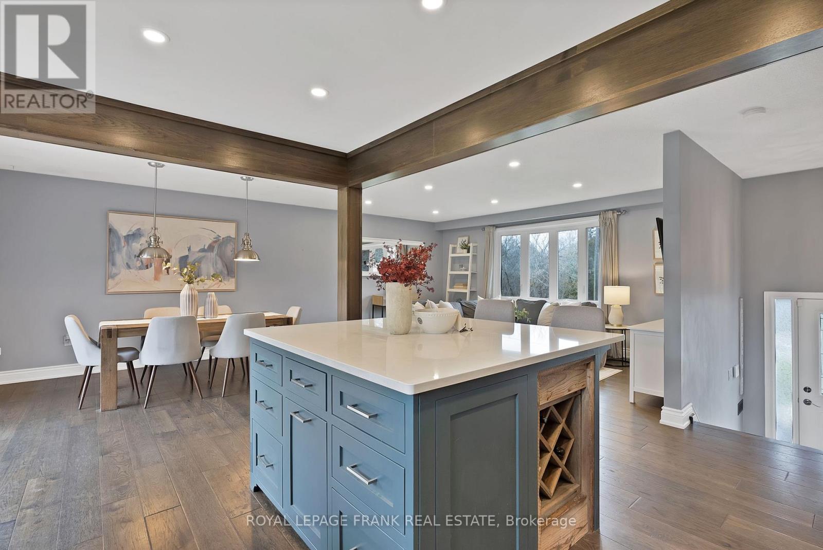 33 York Street, Georgina, Ontario L0C 1L0 - Photo 7 - N12582680