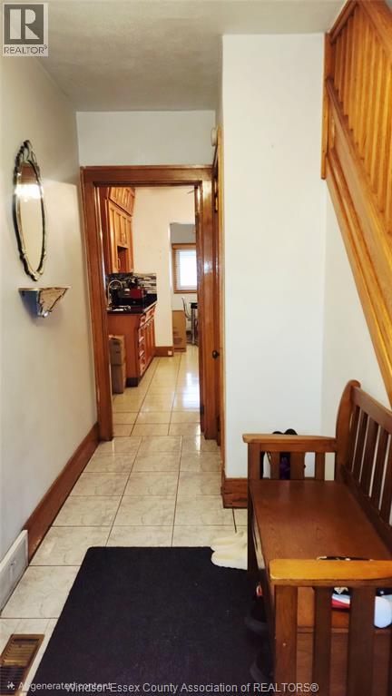 1385 Hall, Windsor, Ontario  N8X 4R2 - Photo 4 - 25030709