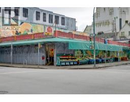 300 POWELL STREET, Vancouver, British Columbia