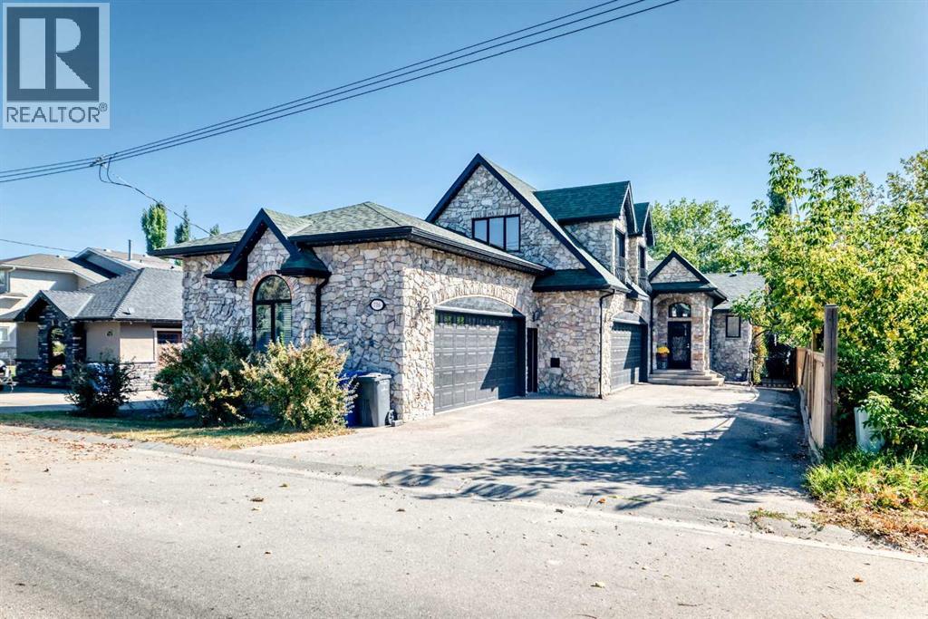 716 West Chestermere Drive, Chestermere, Alberta