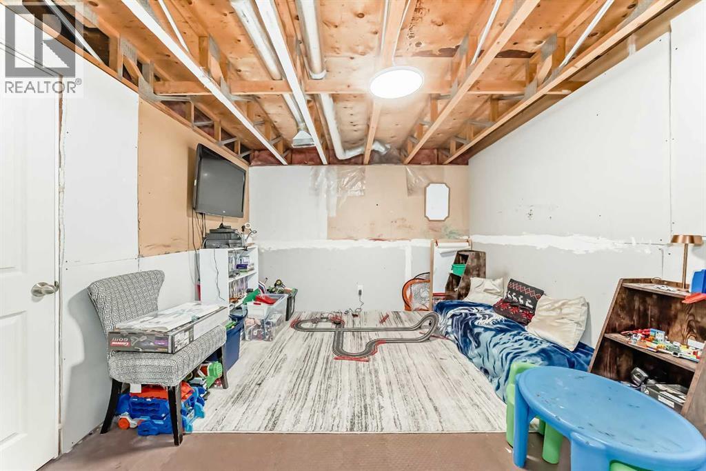 21 Woodfern Road Sw, Calgary, Alberta  T2W 4Y4 - Photo 26 - A2269855