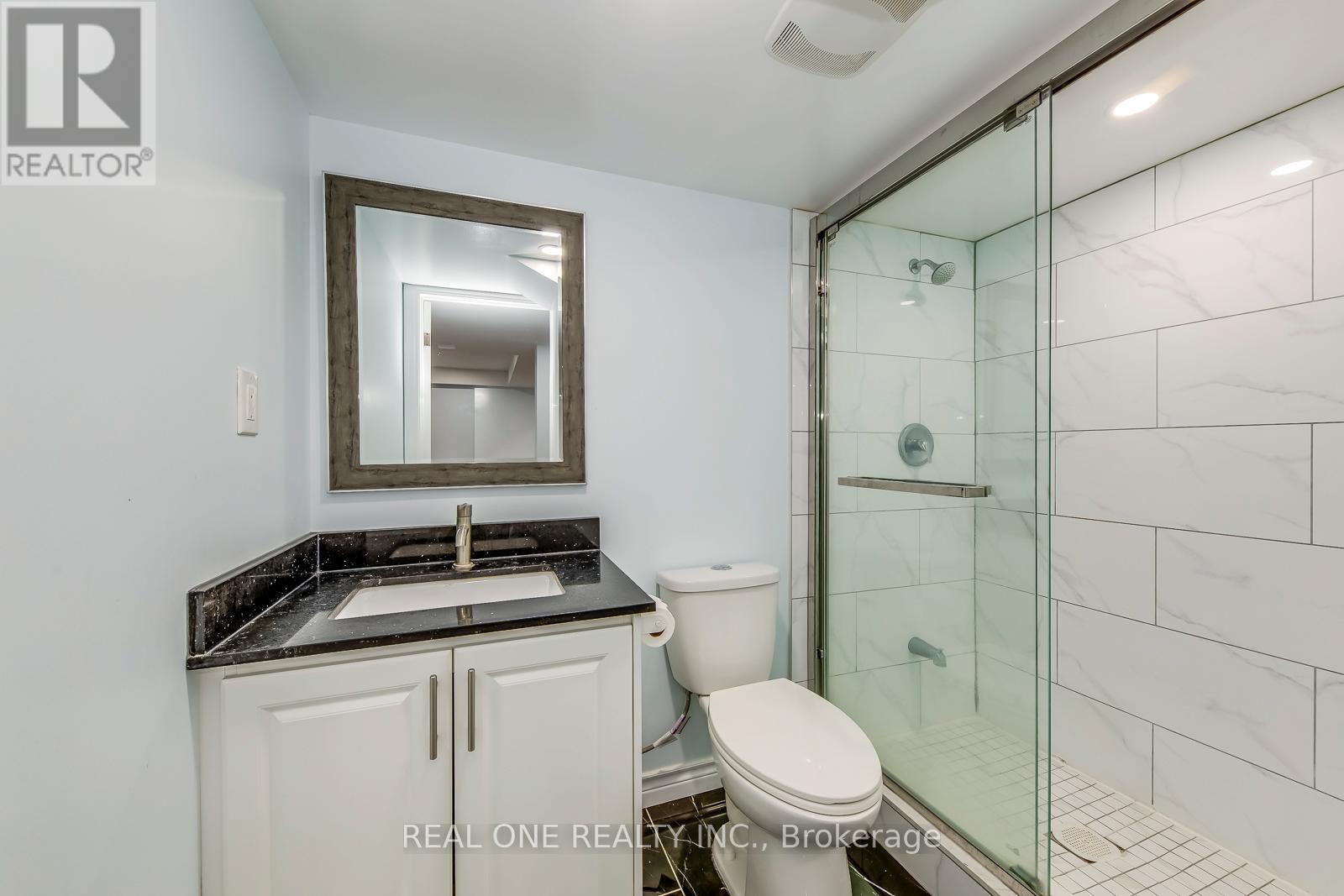 2163 Westmount Drive, Oakville, Ontario  L6M 3N9 - Photo 45 - W12582536